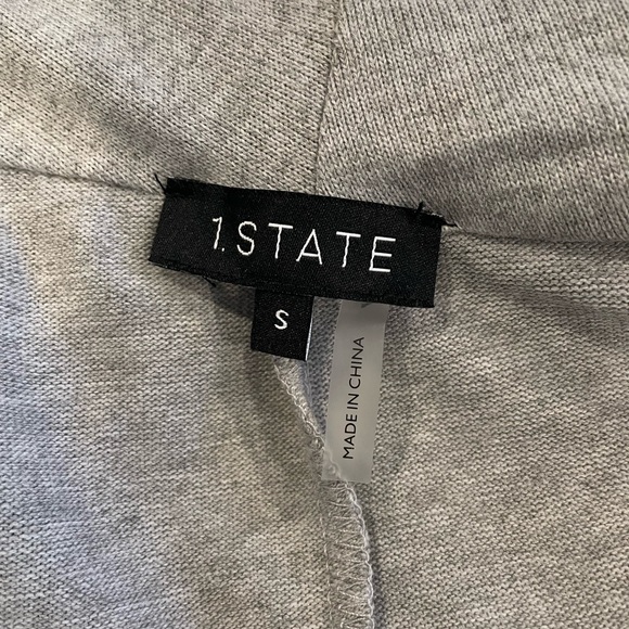 🧥 NWT Cross Front Knit Top 🧥 - Picture 8 of 9